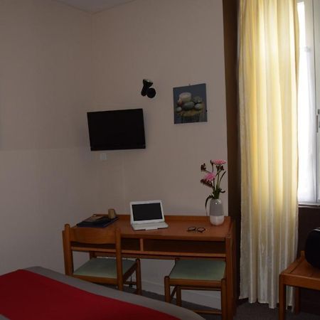 אואה Hotel De La Sirene מראה חיצוני תמונה