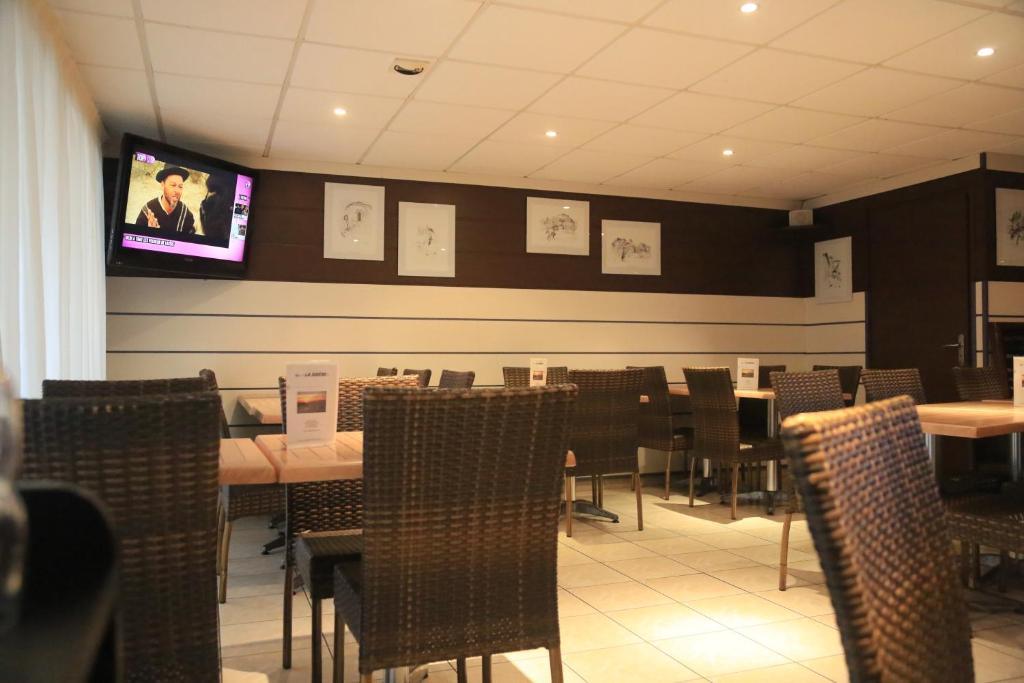 אואה Hotel De La Sirene מראה חיצוני תמונה