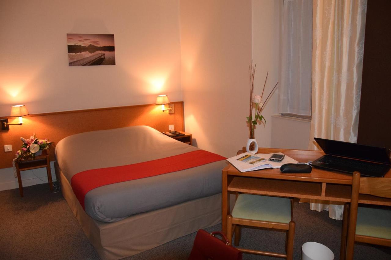 אואה Hotel De La Sirene מראה חיצוני תמונה