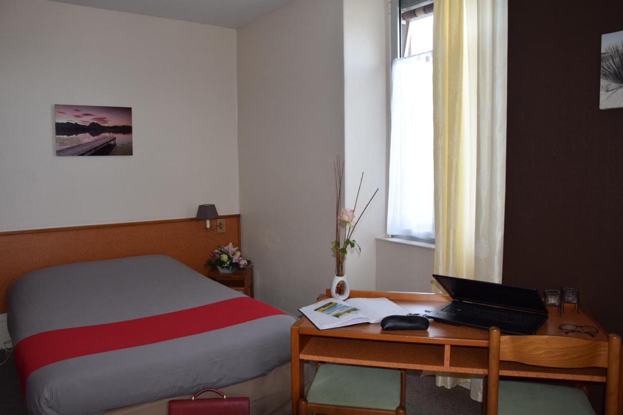 אואה Hotel De La Sirene מראה חיצוני תמונה